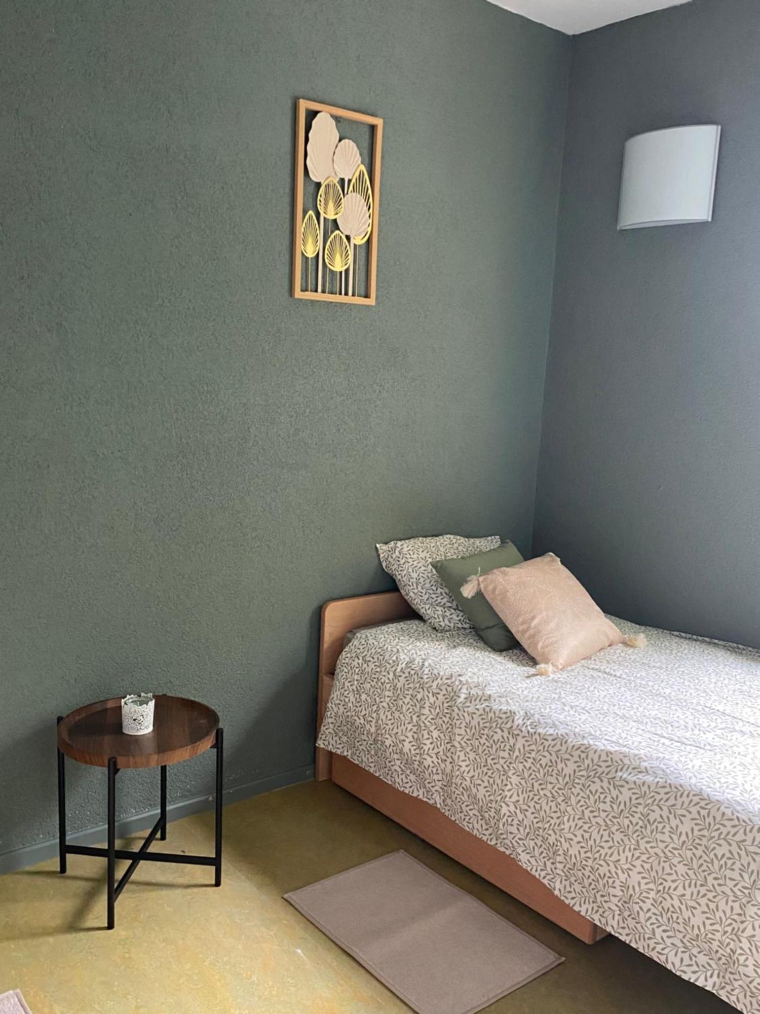 Gite Des 3 Lacs Hotel Virton Bagian luar foto