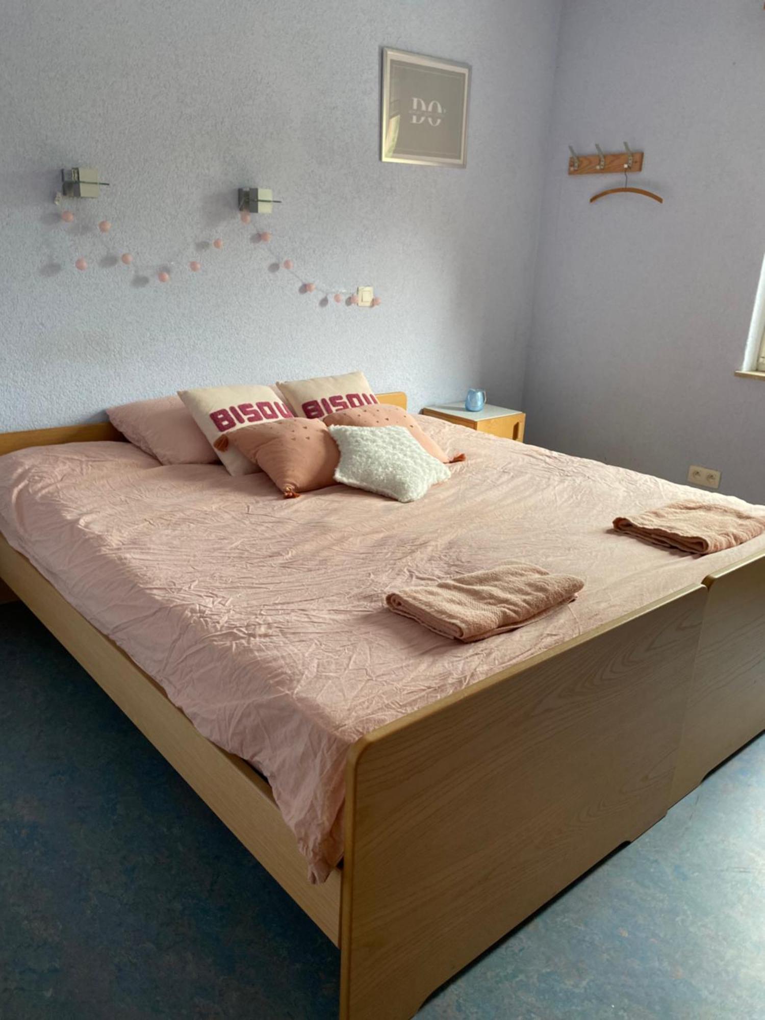 Gite Des 3 Lacs Hotel Virton Bagian luar foto